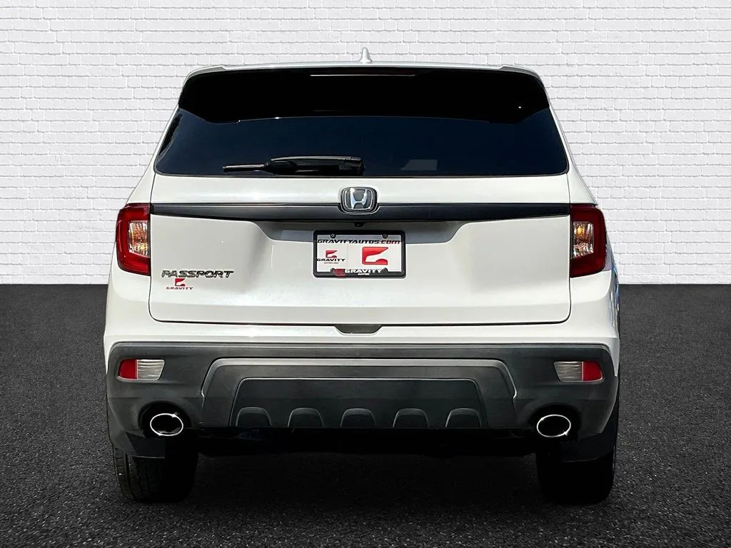 Honda Passport photo 5
