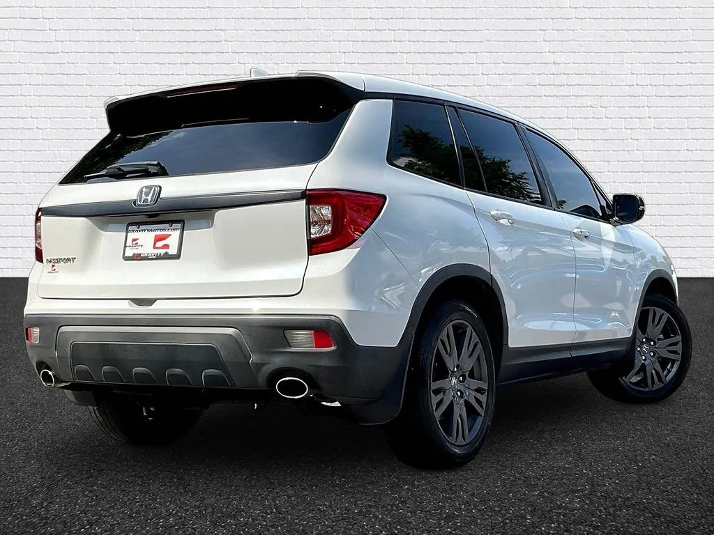 Honda Passport photo 6