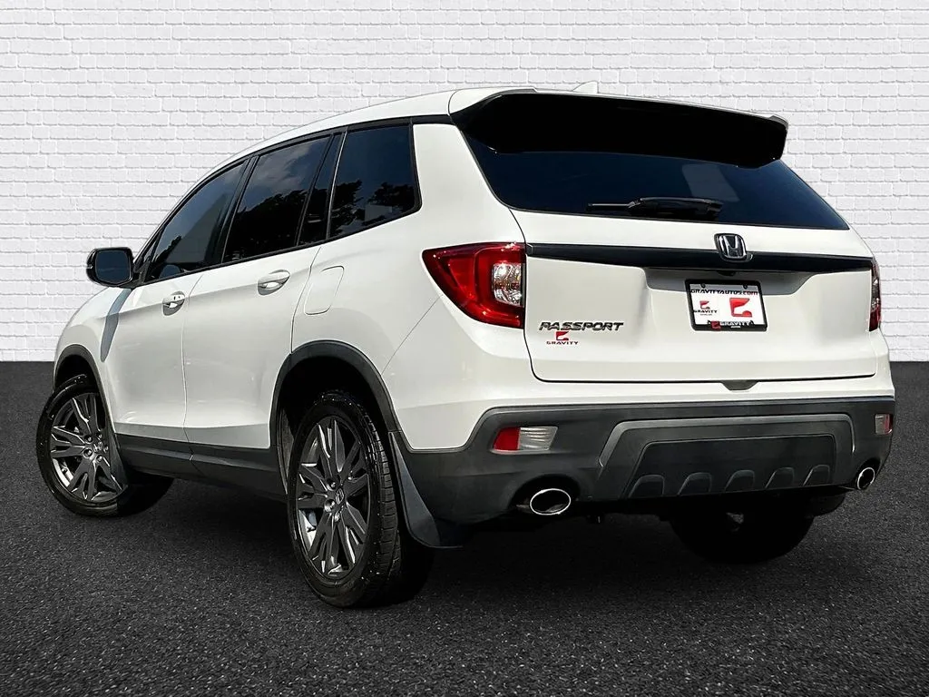 Honda Passport photo 4