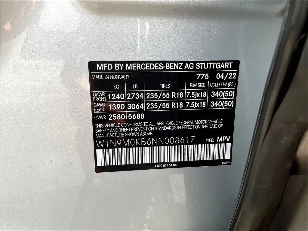 Mercedes-Benz EQB photo 15