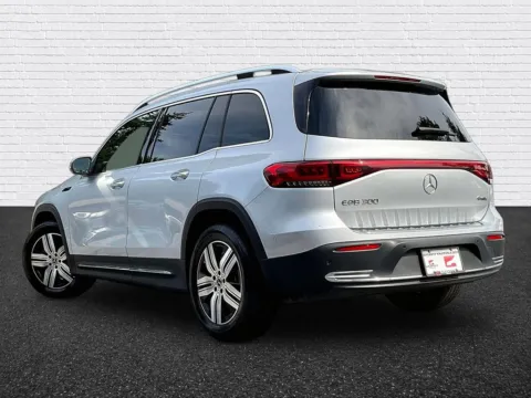 More photos of 2022 Mercedes-Benz EQB 300 at Gravity Autos Roswell, GA