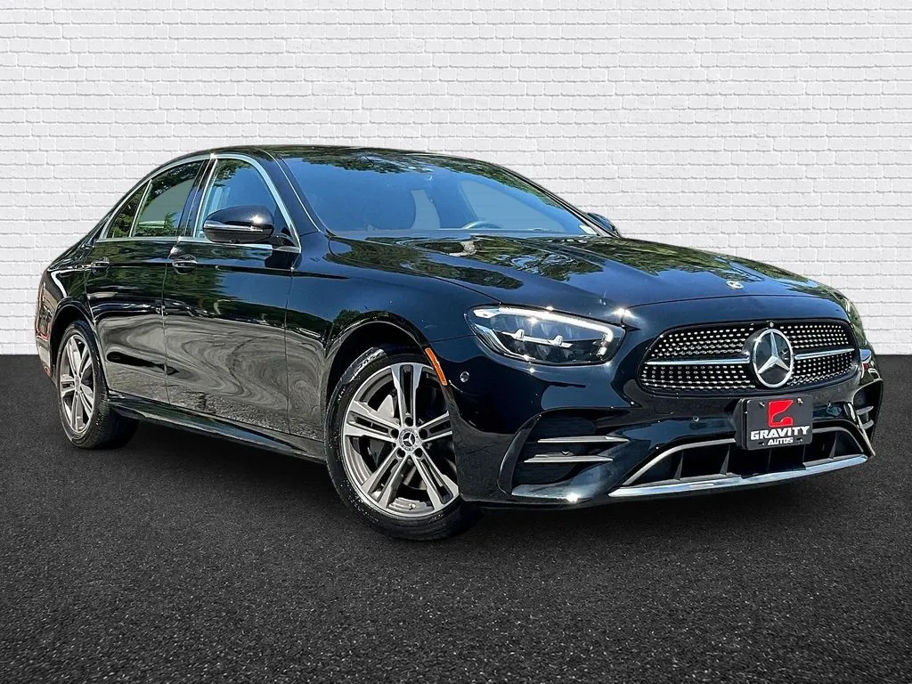Mercedes-Benz E-Class photo 3