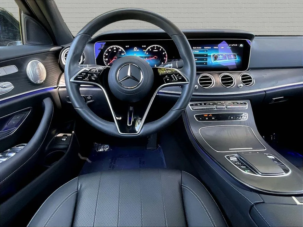 Mercedes-Benz E-Class photo 6