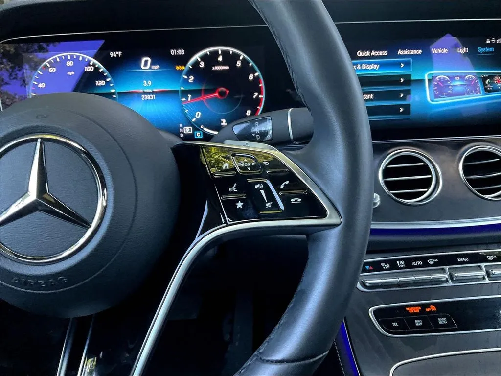 Mercedes-Benz E-Class photo 10