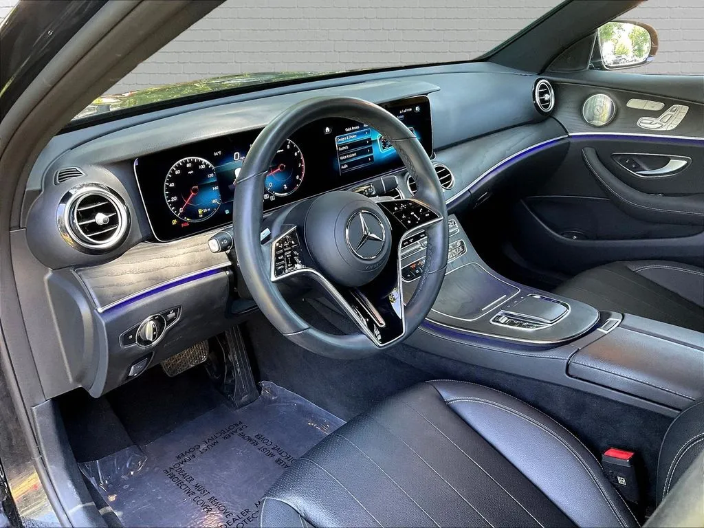 Mercedes-Benz E-Class photo 13