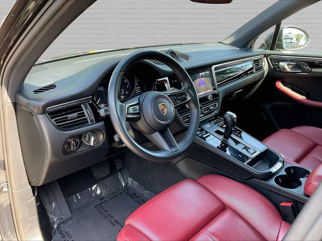 Porsche Macan photo 14