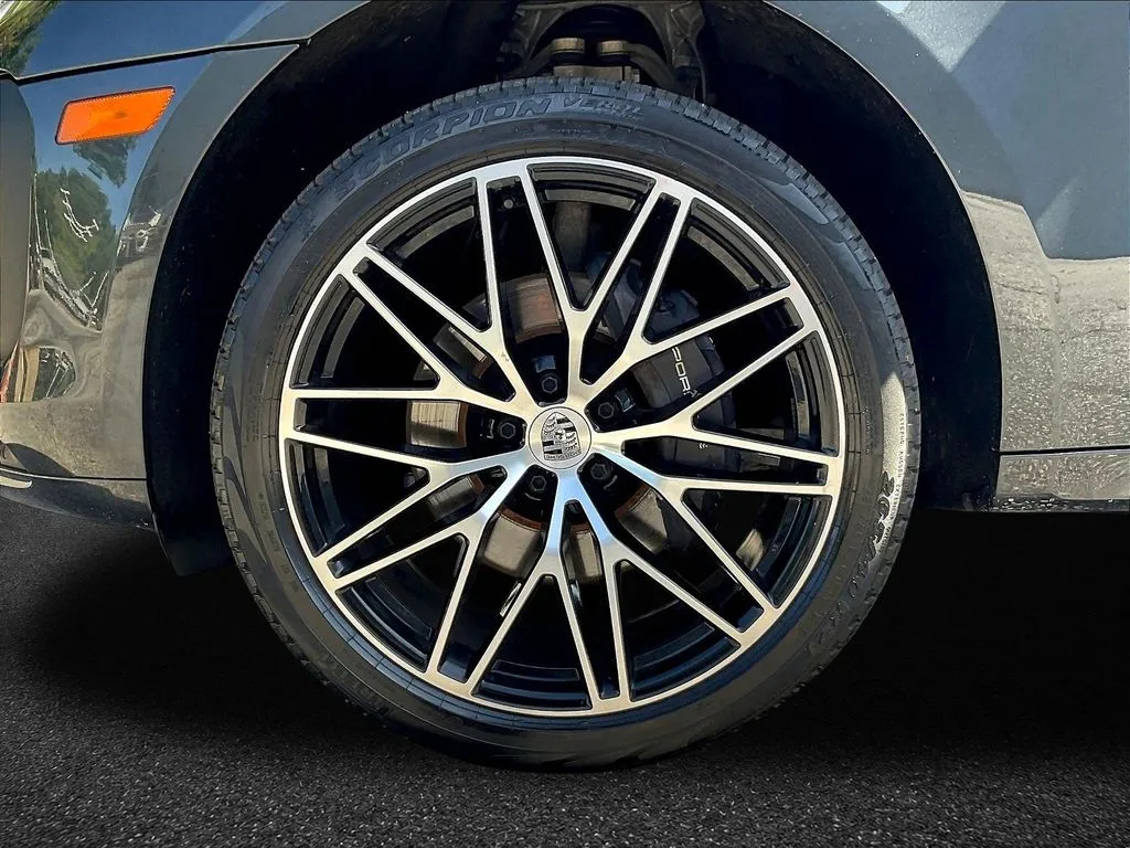 Porsche Macan photo 25