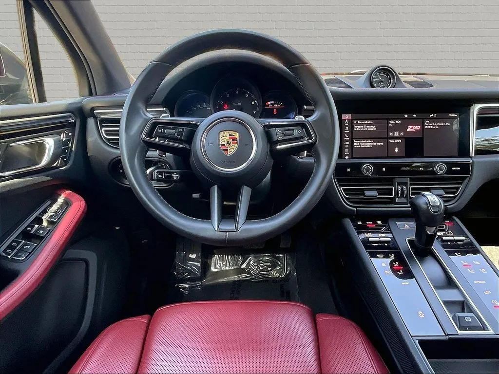 Porsche Macan photo 8