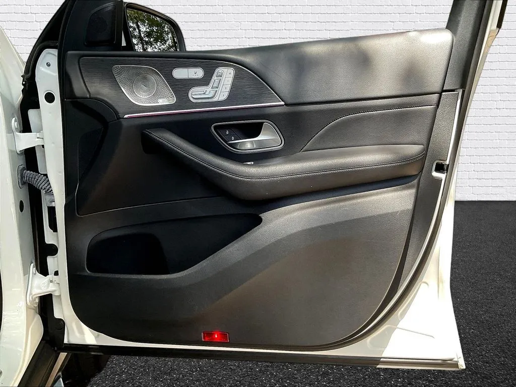 Mercedes-Benz GLE photo 25