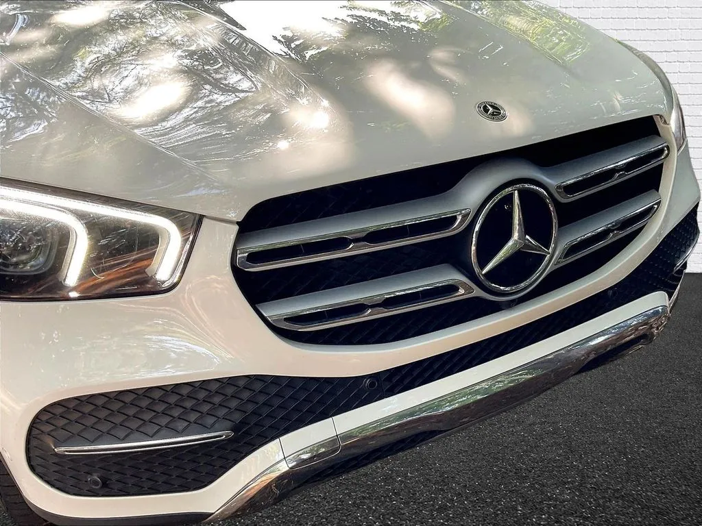 Mercedes-Benz GLE photo 28