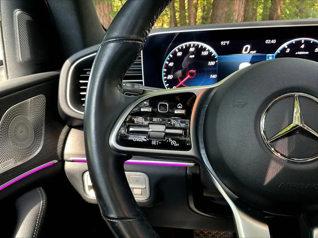 Mercedes-Benz GLE photo 11