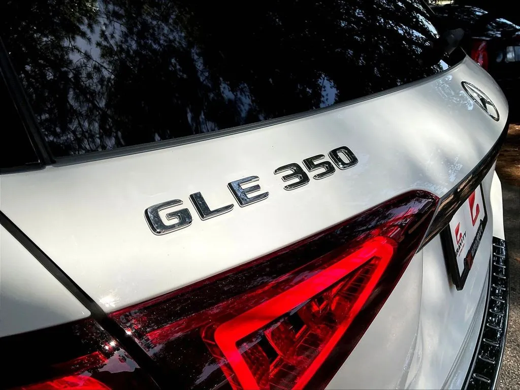 Mercedes-Benz GLE photo 21