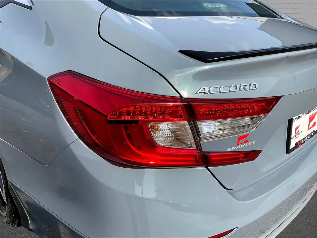 Honda Accord photo 20