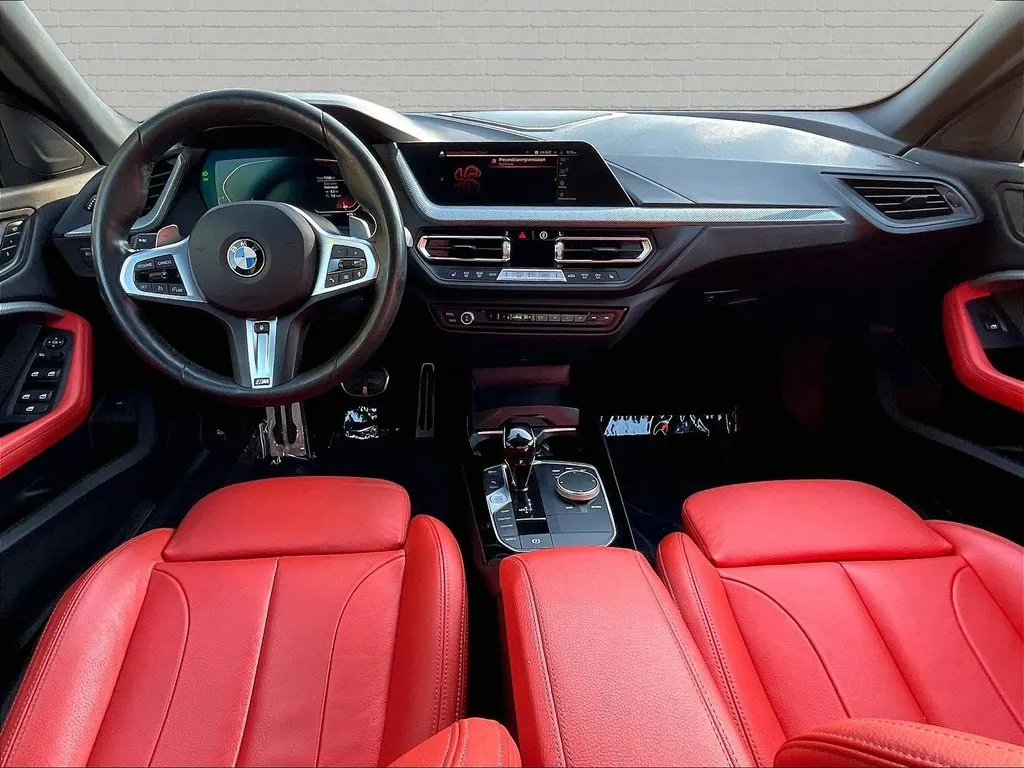 BMW 2 Series photo 5