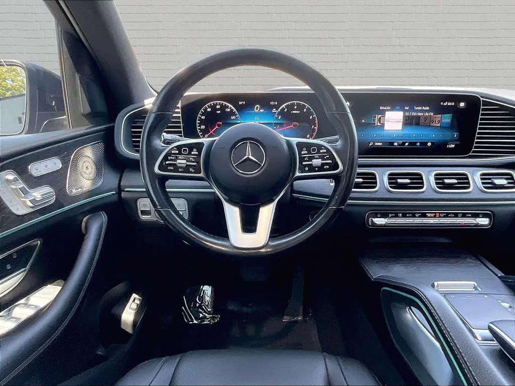 Mercedes-Benz GLE photo 8