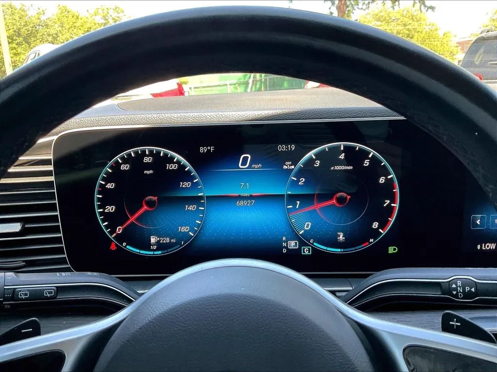 Mercedes-Benz GLE photo 13