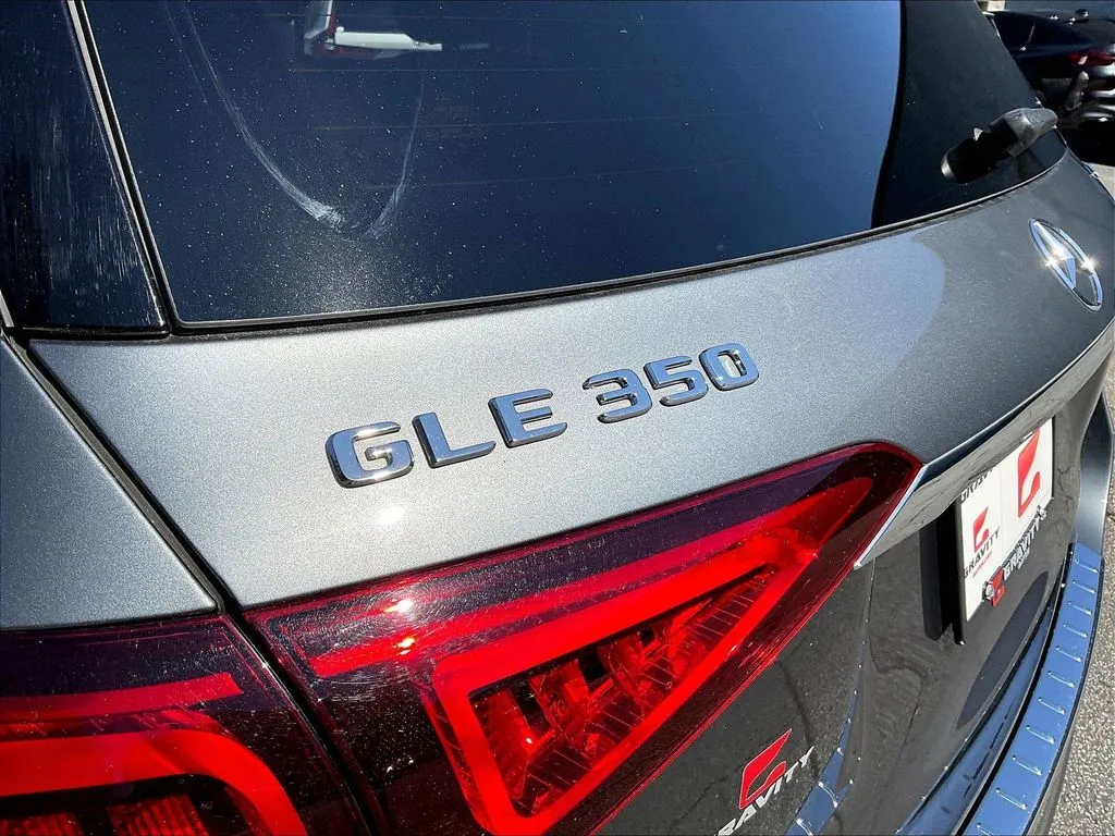 Mercedes-Benz GLE photo 21
