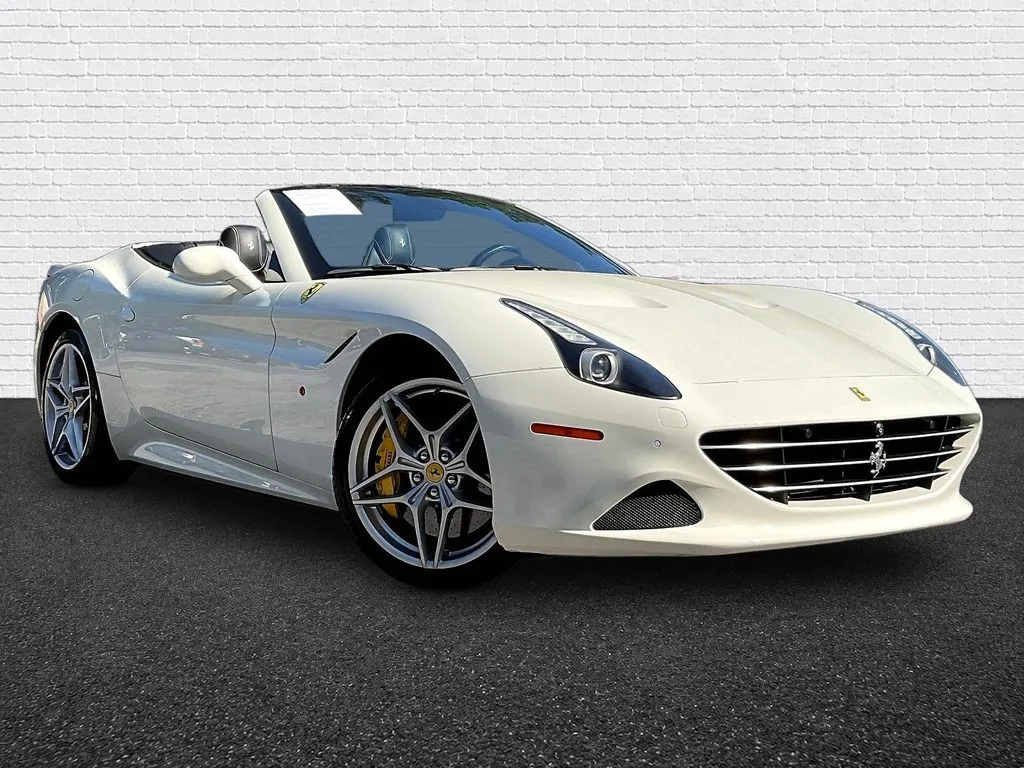 Ferrari California photo 3