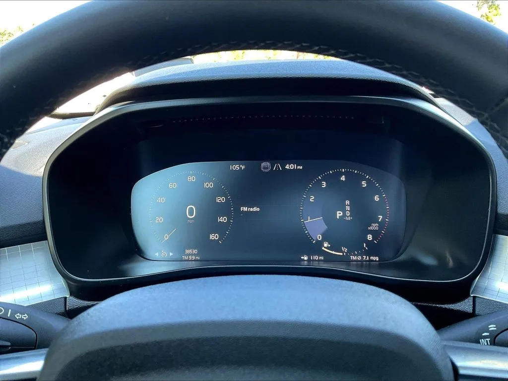 Volvo XC40 photo 12
