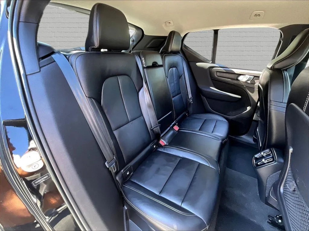Volvo XC40 photo 20