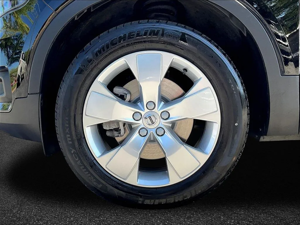 Volvo XC40 photo 23