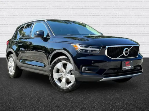 Another view of 2022 Volvo XC40 Momentum for sale in Roswell, GA at Gravity Autos Roswell
