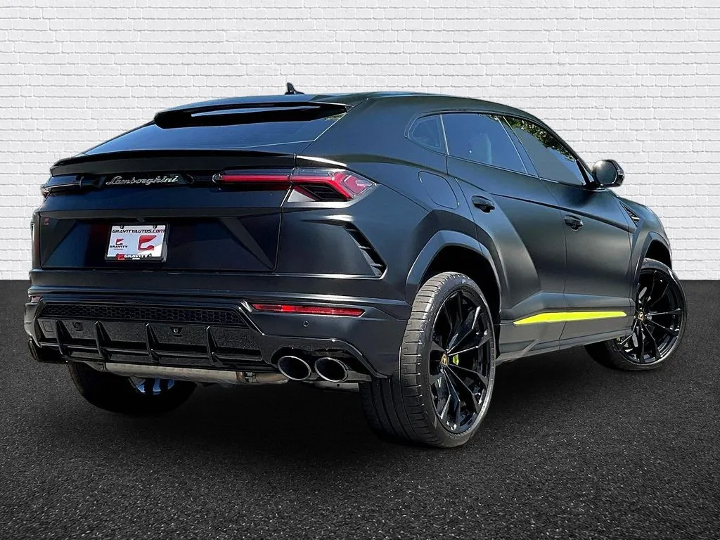 Lamborghini Urus photo 6