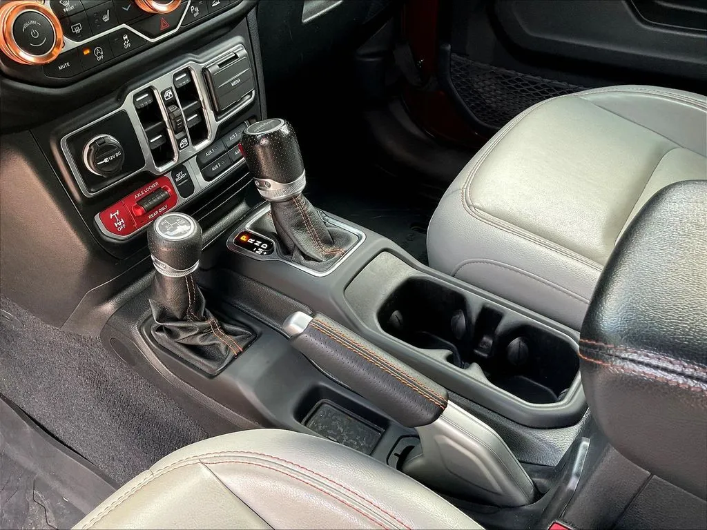 Jeep Gladiator photo 15