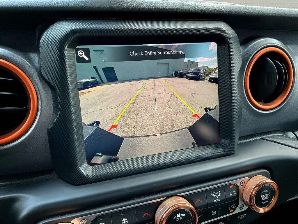 Jeep Gladiator photo 13
