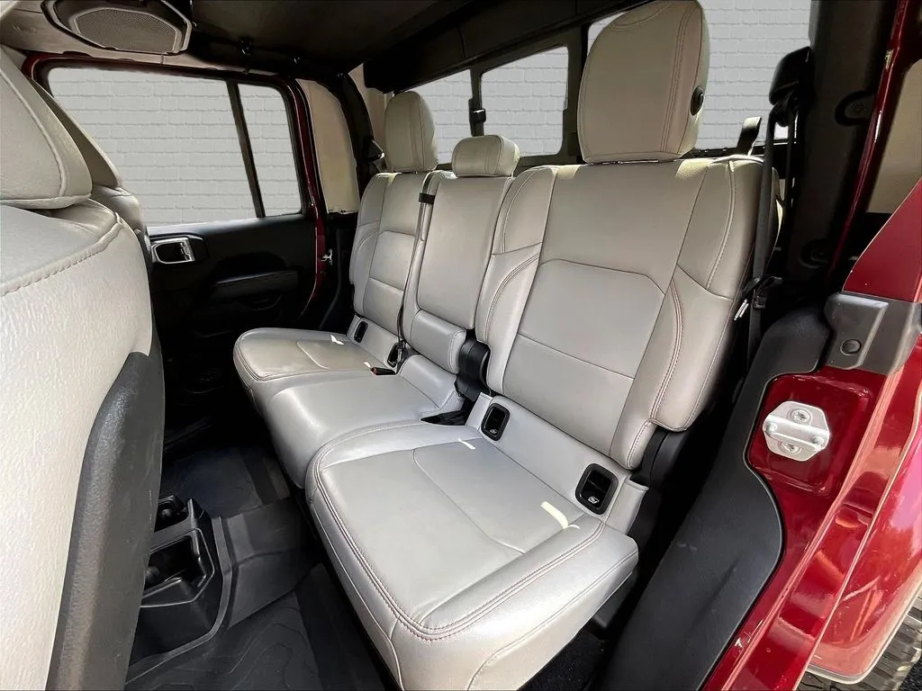 Jeep Gladiator photo 19