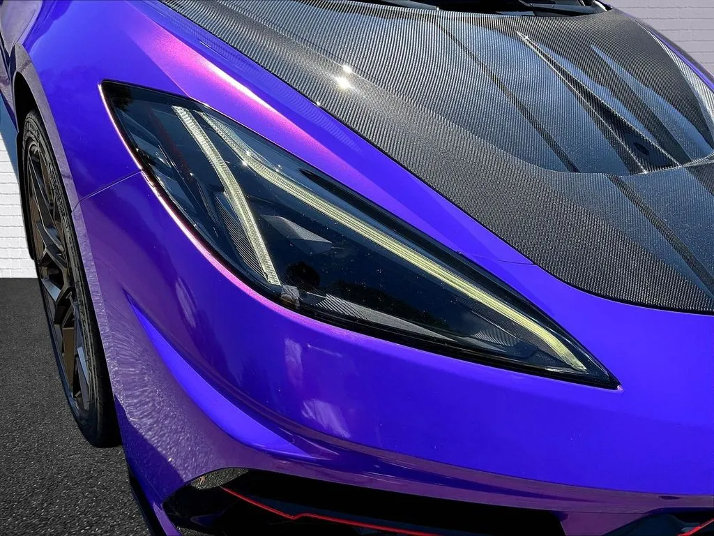 Chevrolet Corvette photo 21