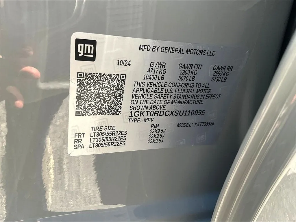 GMC Hummer EV SUV photo 15