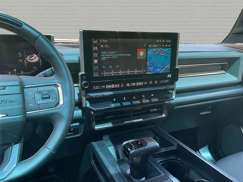 GMC Hummer EV SUV photo 9