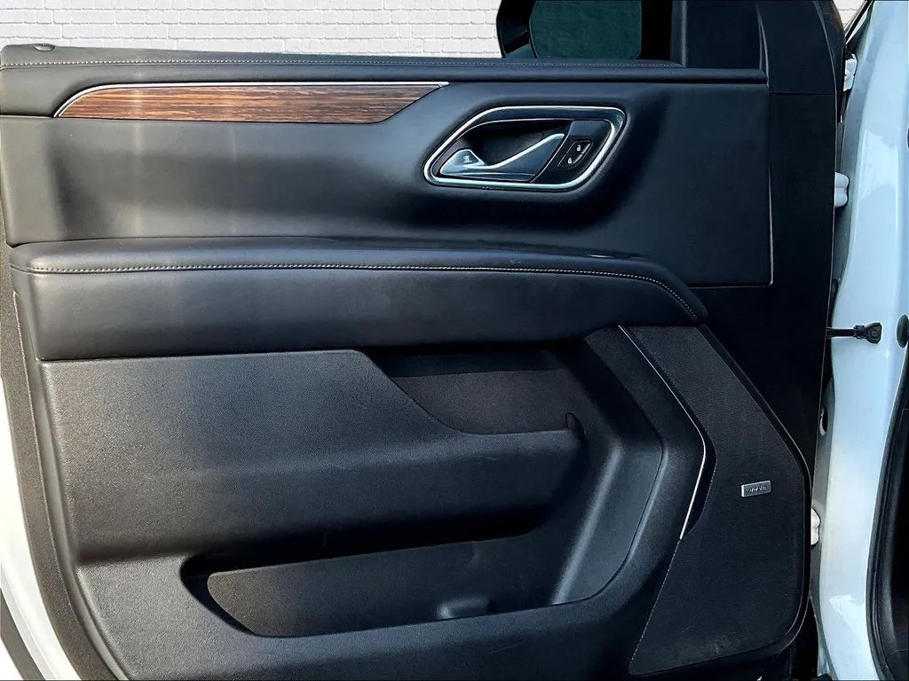 Chevrolet Tahoe photo 14