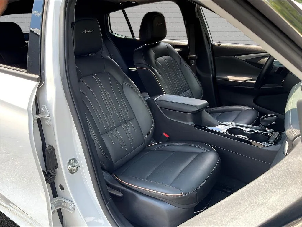 Buick Envista photo 23