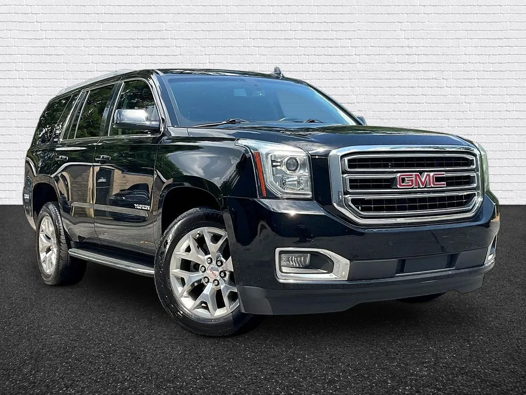 GMC Yukon photo 3