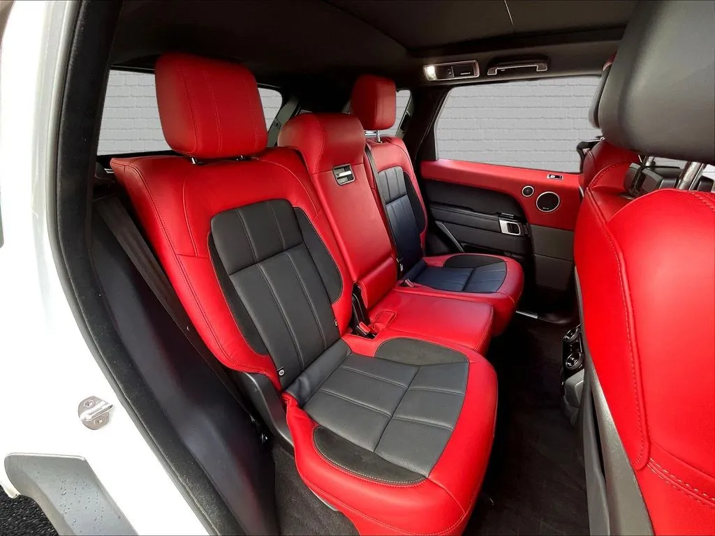 Land Rover Range Rover Sport photo 20