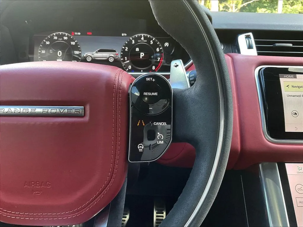 Land Rover Range Rover Sport photo 11