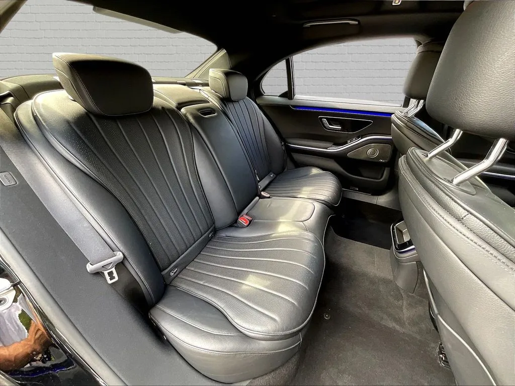 Mercedes-Benz S-Class photo 21
