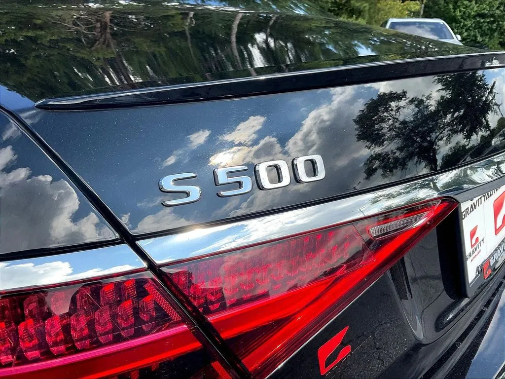 Mercedes-Benz S-Class photo 20