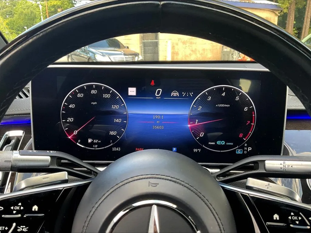 Mercedes-Benz S-Class photo 12