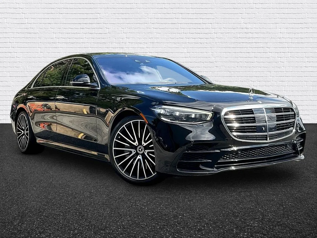 Mercedes-Benz S-Class photo 3