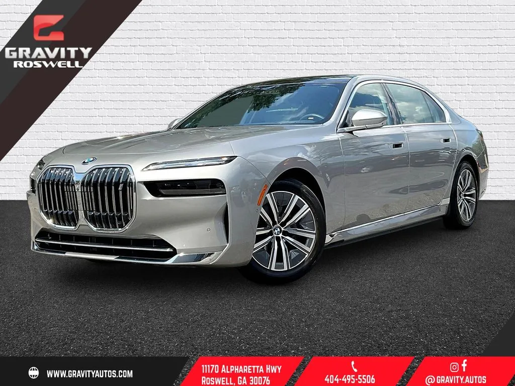 BMW i7