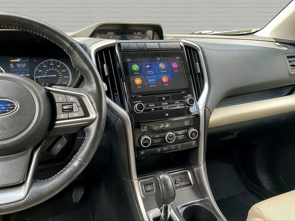 Subaru Ascent photo 8