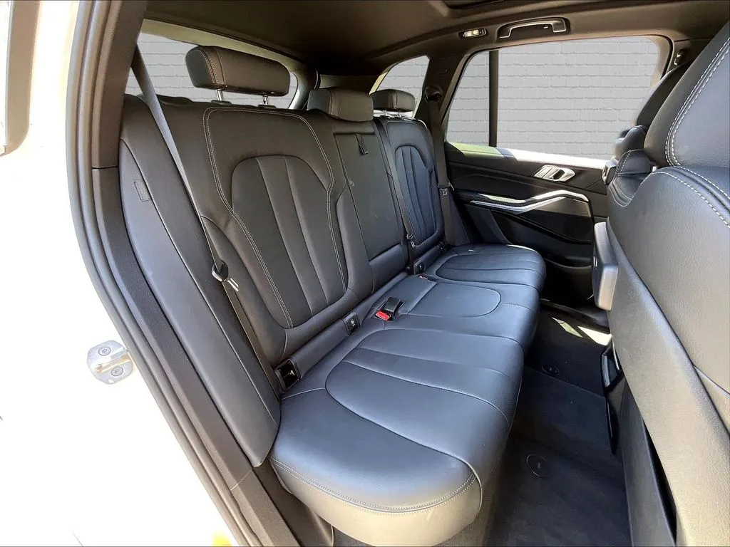 BMW X5 photo 21