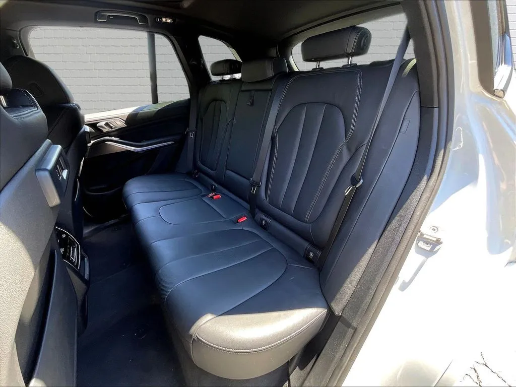 BMW X5 photo 18