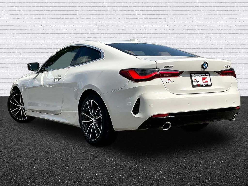 BMW 4 Series photo 4