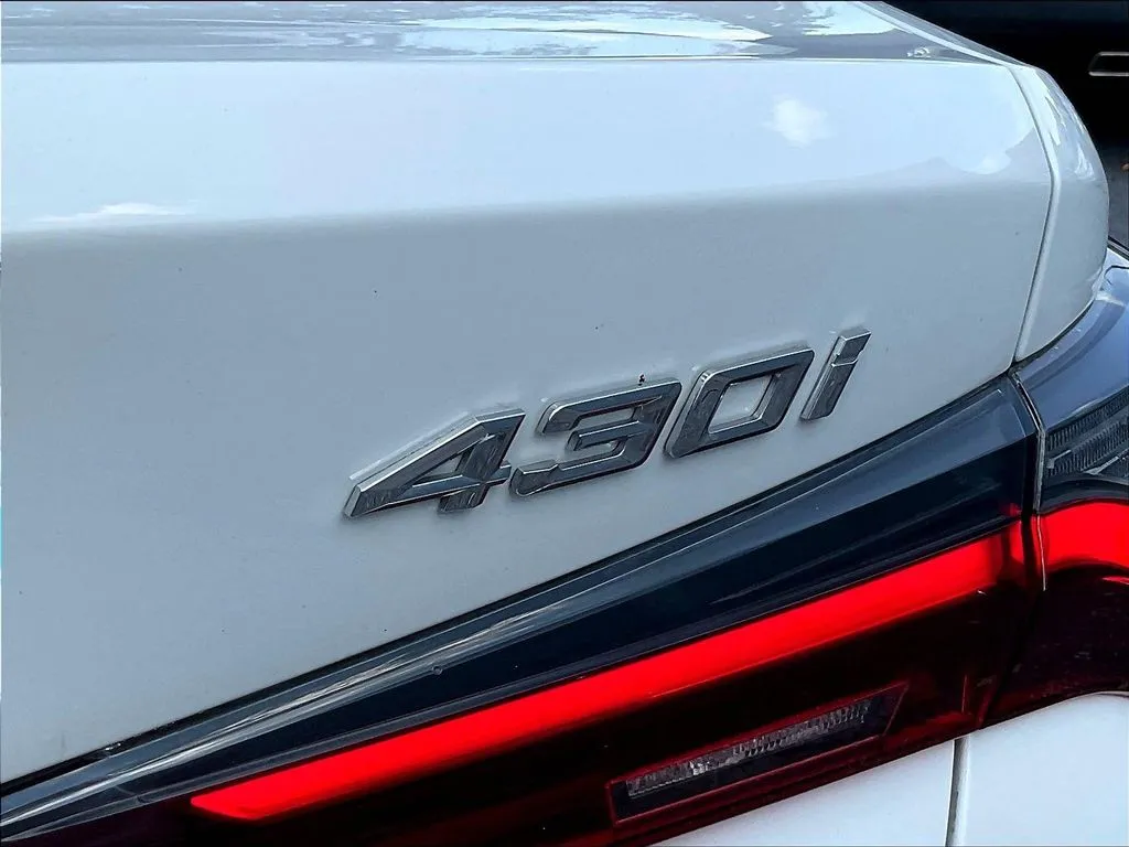 BMW 4 Series photo 22