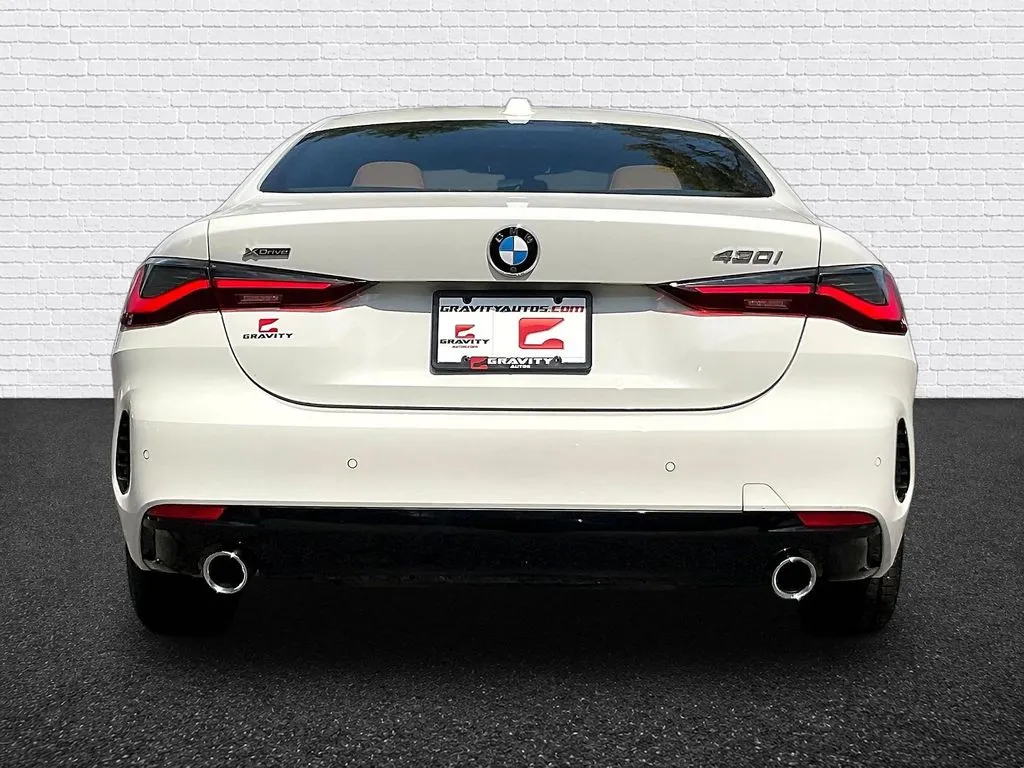 BMW 4 Series photo 5