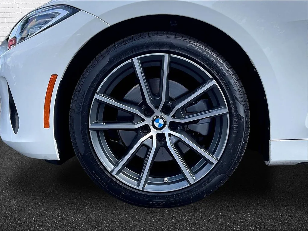 BMW 4 Series photo 29